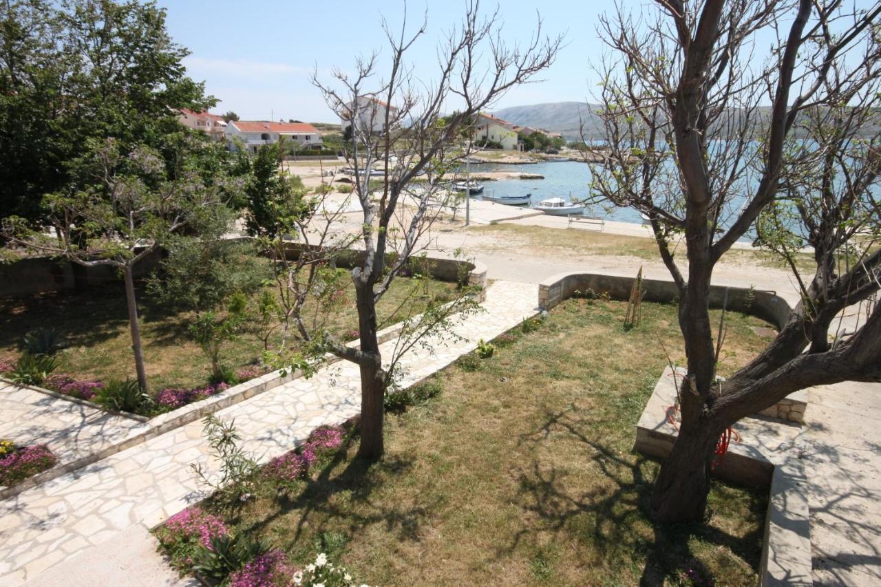 Apartments By The Sea Kustici, Pag - 6355 Bagian luar foto