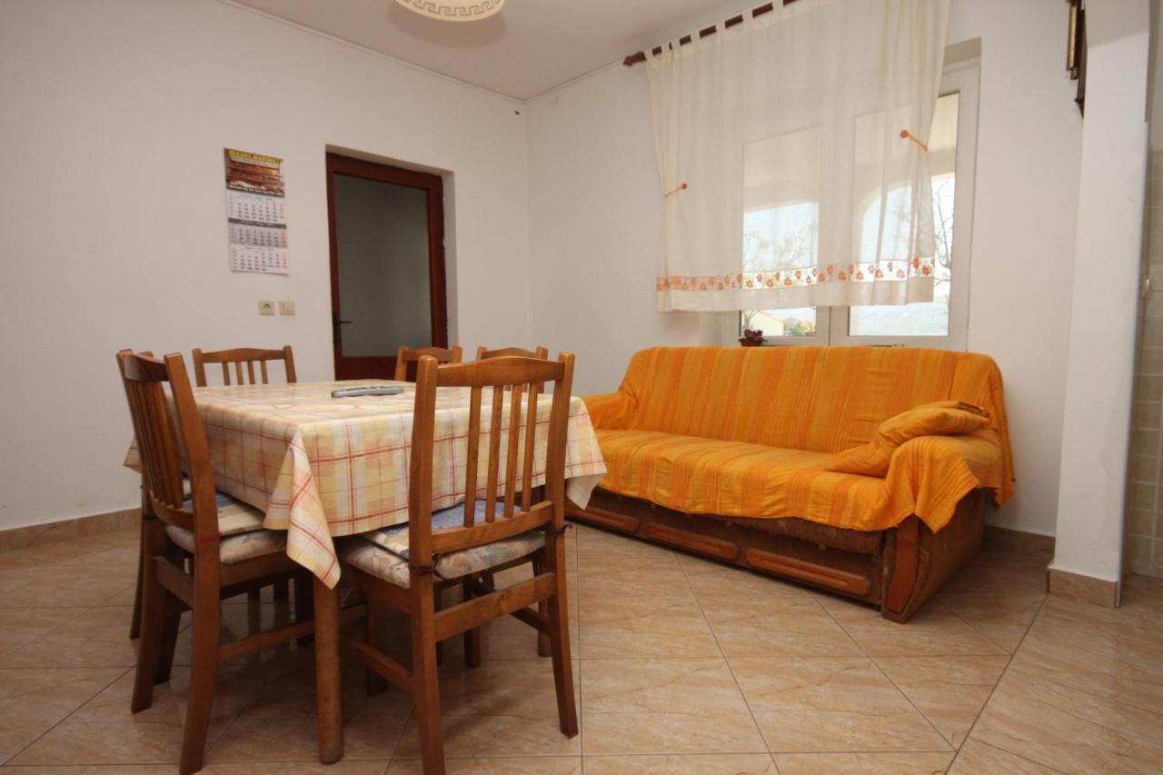 Apartments By The Sea Kustici, Pag - 6355 Bagian luar foto